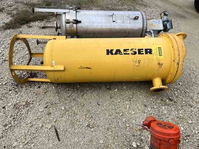 125 Gal Silvan Industries Vertical Carbon Steel Pressure Vessel