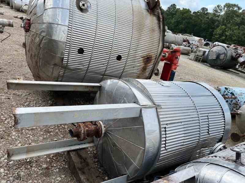 350 Gal Stainless Steel Pressure Vessel