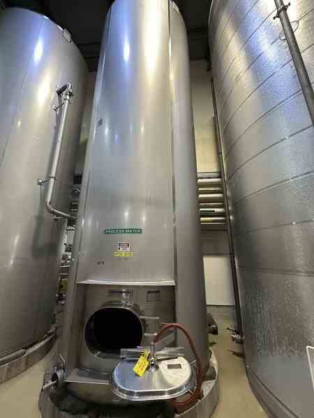 4950 Gallon Mueller Stainless Steel Tank