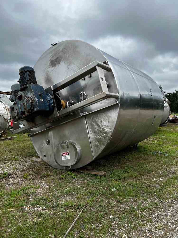 7500 Gal Stainless Steel Mix Tank