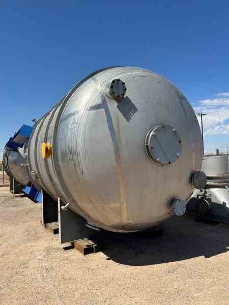 8500 Gal Equipromex 304L Pressure Vessel