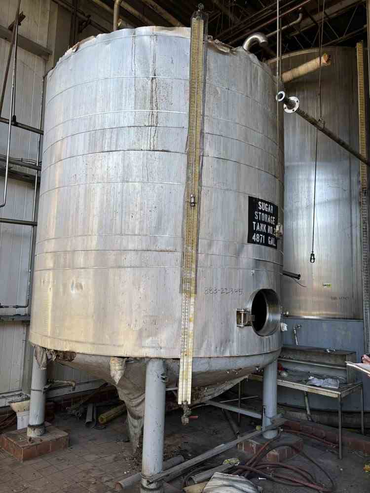 Used Stainless Steel Tank - 4800 Gal