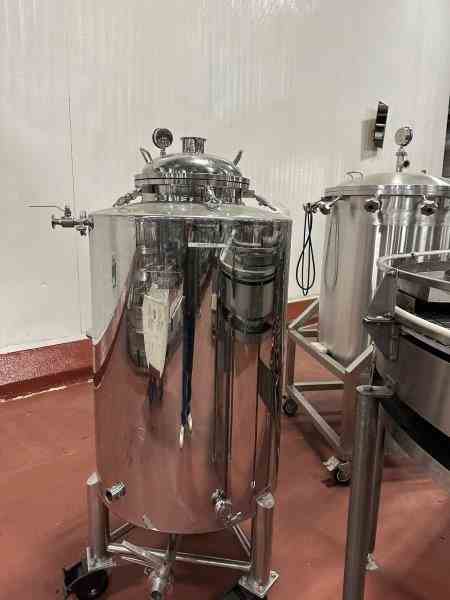 100-gal-stout-stainless-steel-pressure-vessel