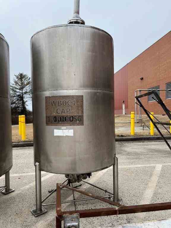 1000 Gal Perry Products Stainless Steel Tank