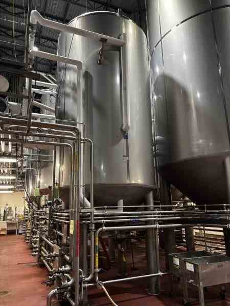 5700 Gal Mueller 304 Stainless Steel Pressure Vessel