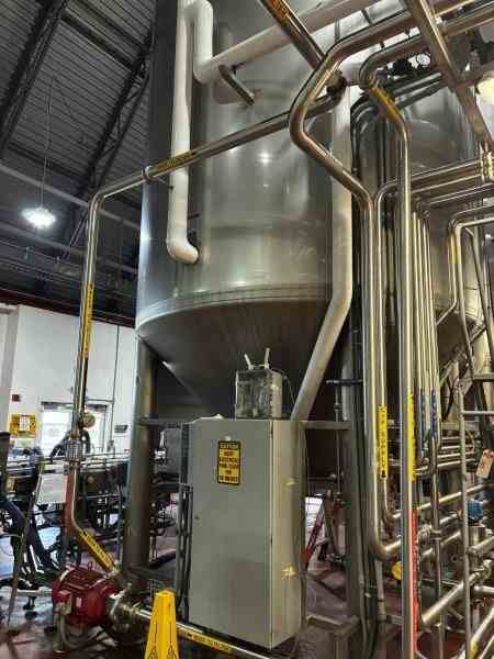 Mueller 8300 Gal Stainless Steel Tank