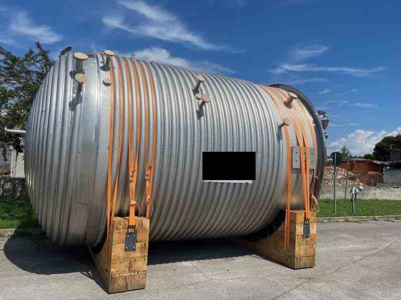 unused-12500-gallon-316l-ss-reactor-sanitary-polished