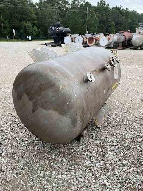 350 Gallon Stainless Steel Horizontal Pressure Vessel